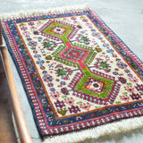 トライバル ラグ 100×61cm イラン手織り 一点物