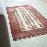 トライバル ラグ 140×84cm イラン手織り 一点物