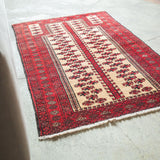トライバル ラグ 140×93cm イラン手織り 一点物