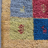 Mini Gabbeh ㉜ 39×39<span>ミニギャッベ</span>