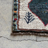 ミニギャッベ 40×35cm イラン手織り 一点物 チェアマット