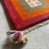 ミニギャッベ 44×40cm イラン手織り 一点物 チェアマット