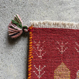 ミニギャッベ 38×36cm イラン手織り 一点物 チェアマット