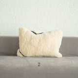 ムーリルト クッション 織り目詳細 ふわふわの質感 天然ウール