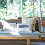 ボンボンベニワレン クッション 織り目詳細 天然ウール