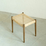 Rattan Stool<span>籐張りのスツール