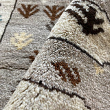 Lion Gabbeh 122×85<span>ライオンギャッベ</span>