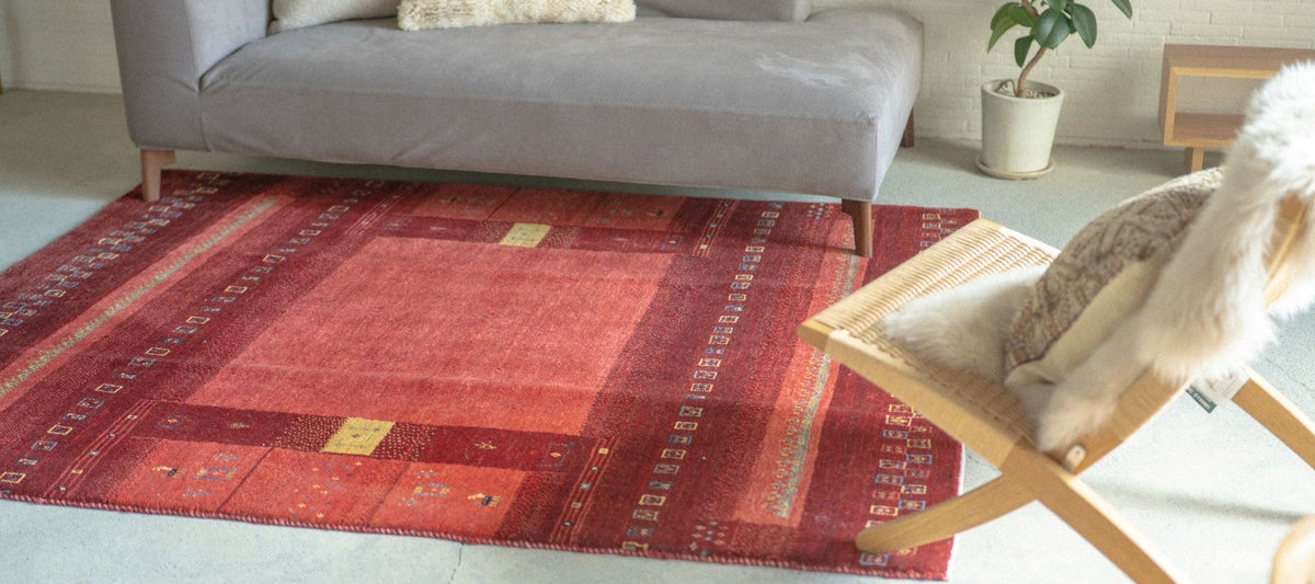 本物のトライバルラグとは？8つの魅力で解説｜ヴィンテージ手織り絨毯