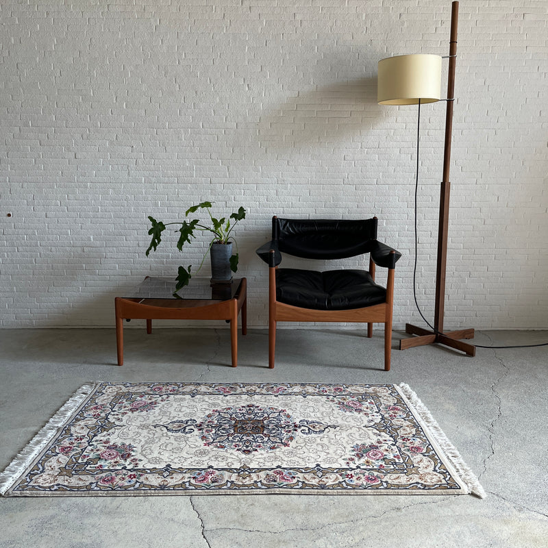 PERSIAN RUG 125×84 <span>ペルシャラグ</span>