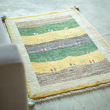 ギャッベ ラグ 125×85cm イラン手織り 一点物