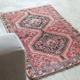 トライバル ラグ 120×60cm イラン手織り 一点物