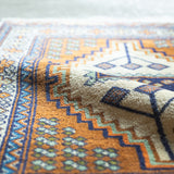 トライバル ラグ 88×66cm イラン手織り 一点物
