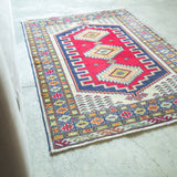 トライバル ラグ 136×93cm イラン手織り 一点物