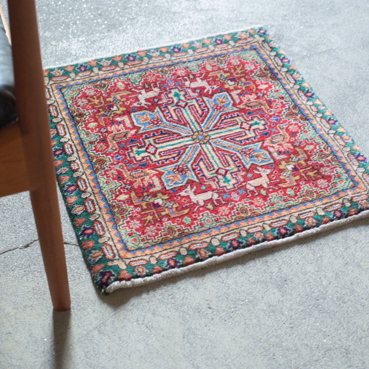 オールドトライバル | ラグ・絨毯専門店 G.E.M ONLINE STORE
