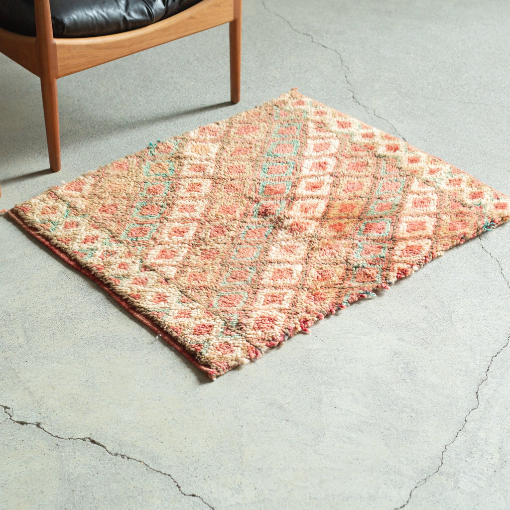 Vintage Beni Ouarain 86×70cm モロッコ手織り 一点物 | G.E.M – ラグ