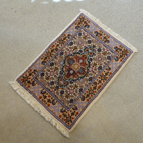 Little Tribal Rug 60×40<span>リトル トライバルラグ C </span>