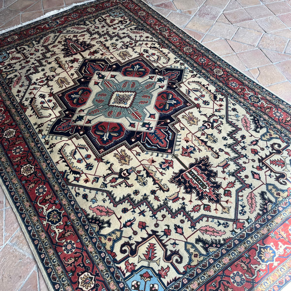 Tribal Rug 303×192<span>トライバルラグ</span>