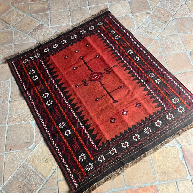 Old Kilim 145×124 <span>オールドキリム</span>