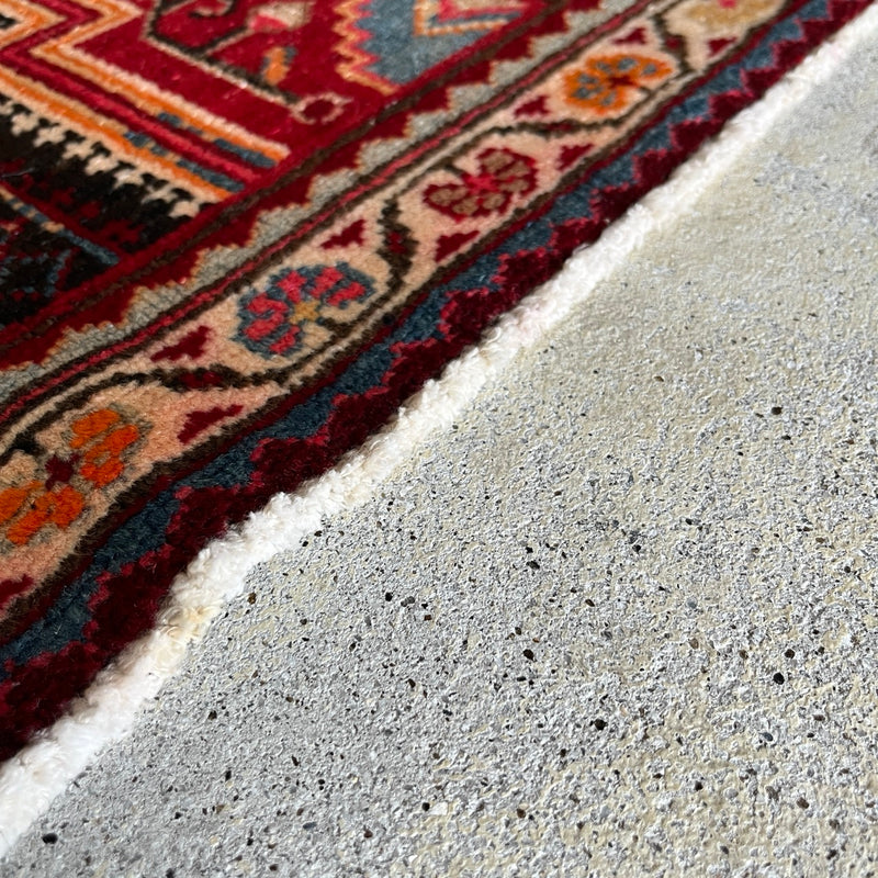 Tribal Rug 108×66<span>トライバルラグ