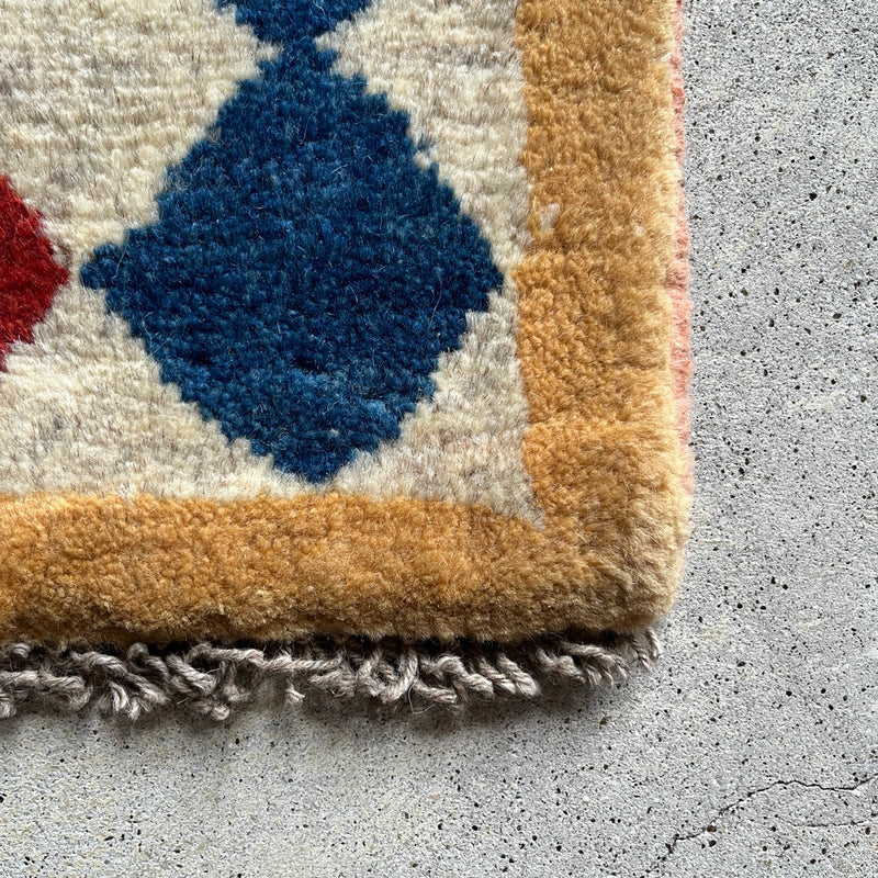 Mini Gabbeh ⑪ 40×43<span>ミニギャッベ</span>