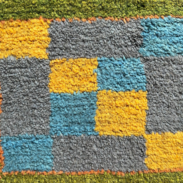 Mini Gabbeh ⑯ 38×37<span>ミニギャッベ</span>