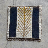 ミニギャッベ 39×35cm イラン手織り 一点物 チェアマット