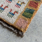 ミニギャッベ 39×35cm イラン手織り 一点物 チェアマット