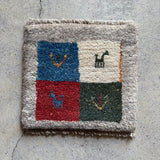 ミニギャッベ 36×33cm イラン手織り 一点物 チェアマット