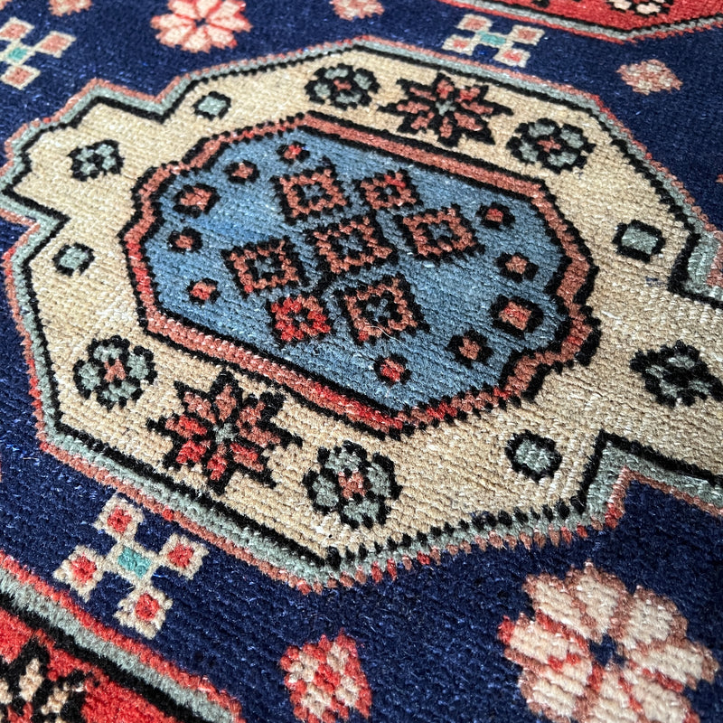 Tribal Rug 100×65<span>トライバルラグ 23051003</span>