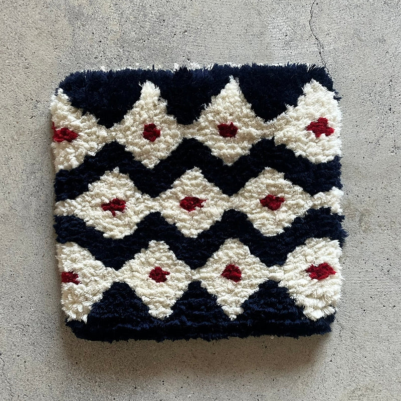 まいにちノッティング 椅子敷き <span>38×38 菊花