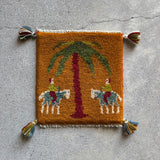 ミニギャッベ 40×38cm イラン手織り 一点物 チェアマット