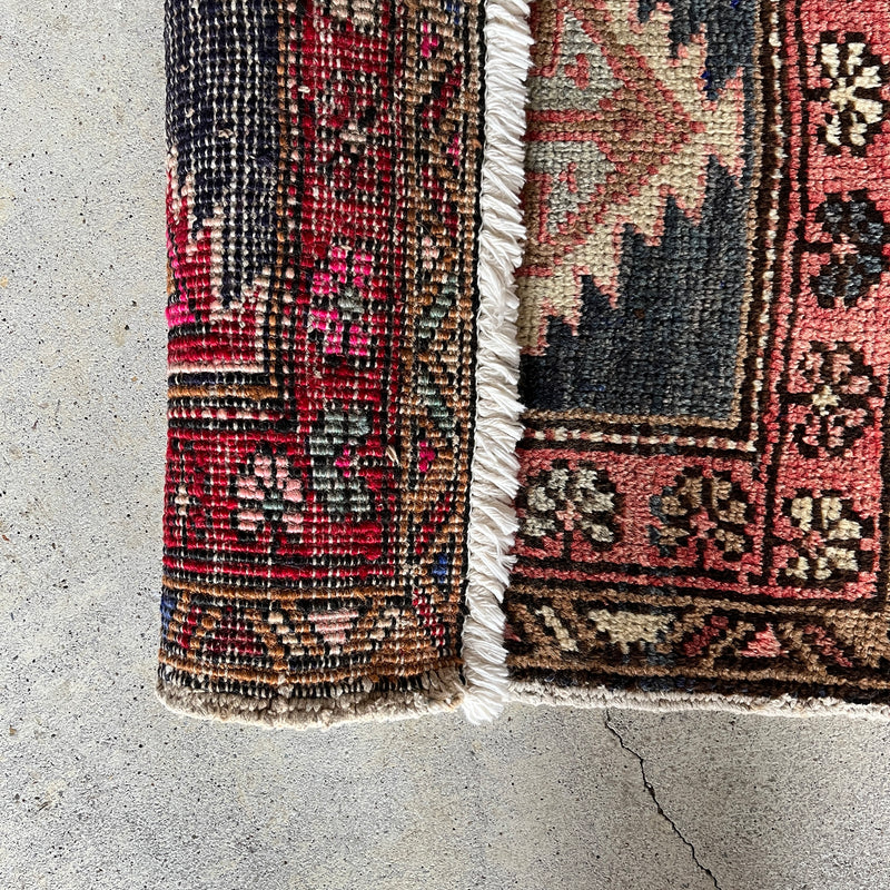 Tribal Rug 105×60<span>トライバルラグ 23103610</span>