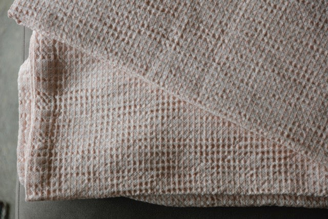 【OUTLET】LAPUAN KANKURIT MAJA linen blanket<span>ラプアンカンクリ マヤリネンブランケット</span>