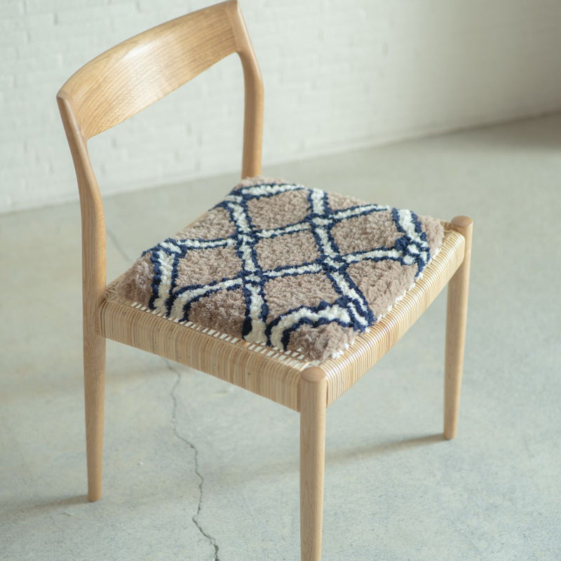 まいにちノッティング 椅子敷き 38×38 ひも結び