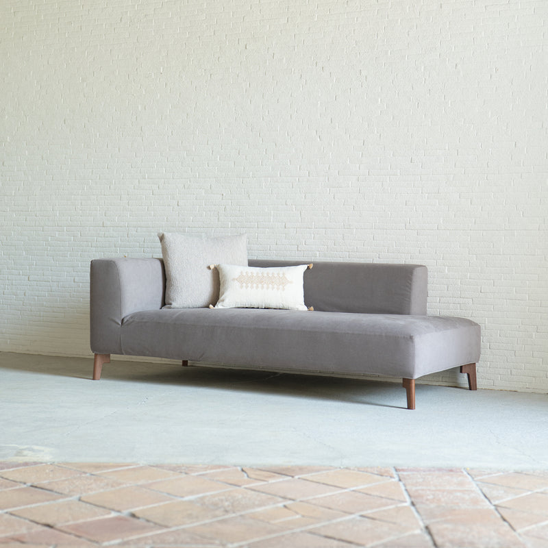 PURANA SOFA 心石工芸 | 深くくつろげるソファ・丸みフォルム【受注