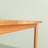 MM Table <span>宮崎椅子製作所</span>