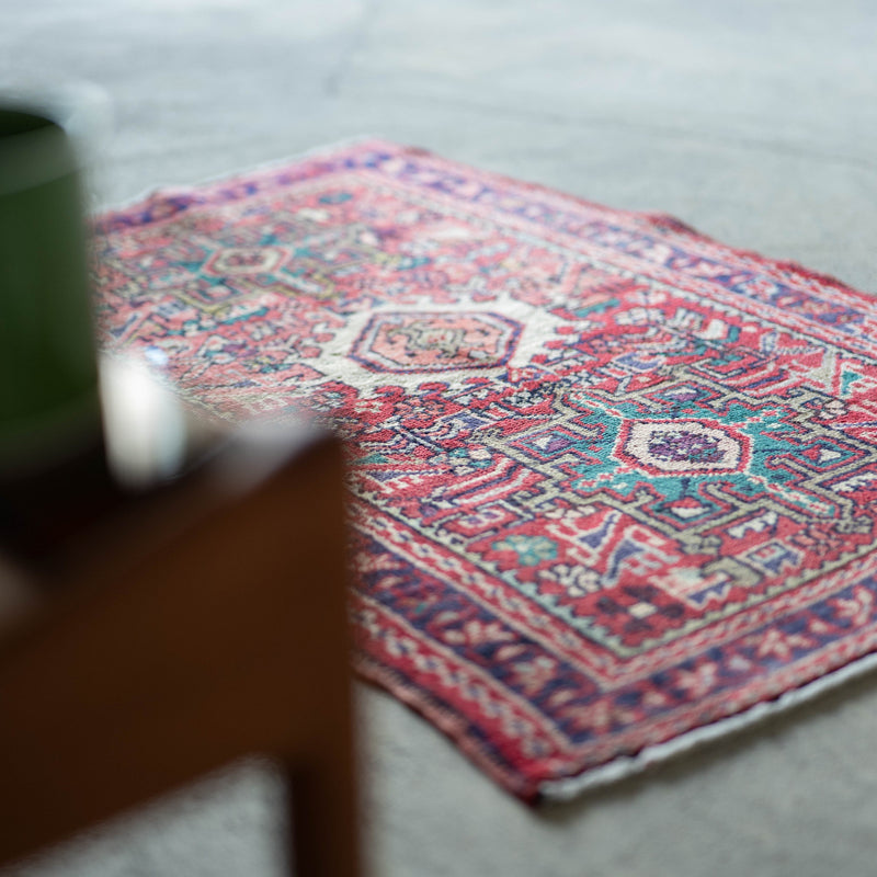 Tribal Rug 92×65<span>トライバルラグ 24090315