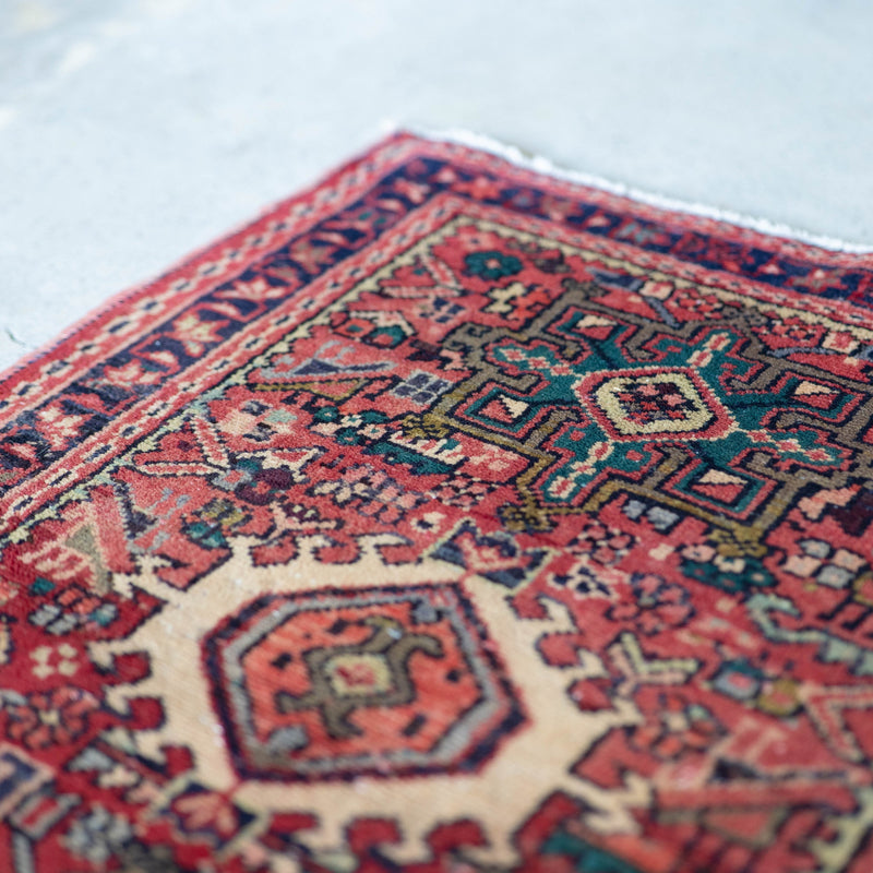 Tribal Rug 92×65<span>トライバルラグ 24090315