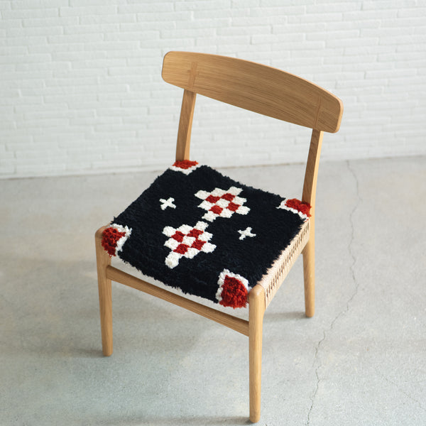 まいにちノッティング 椅子敷き 42×42 ふたご花