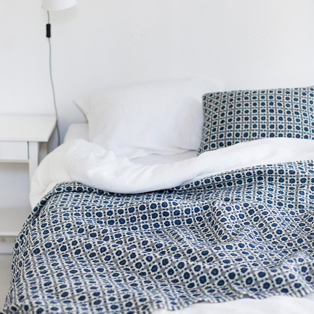 LAPUAN KANKURIT 　ラプアンカンクリ　CORONA 　ブランケット LAPUAN KANKURIT ラプアン・カンクリ ウールブランケット CORONA